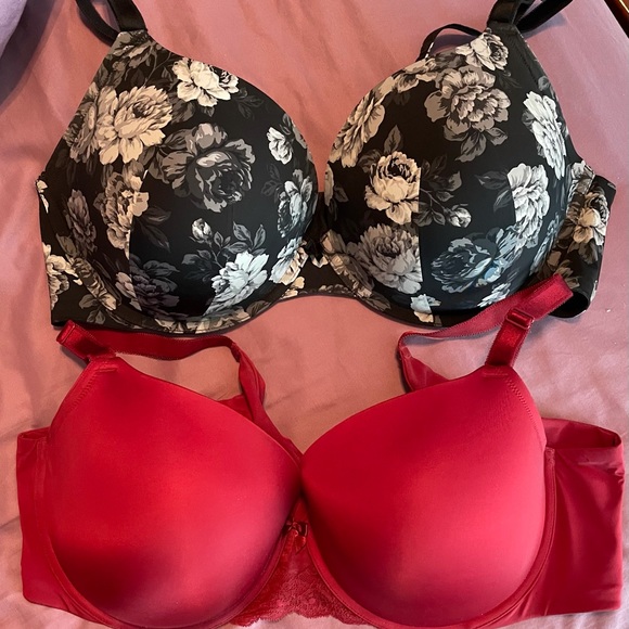 Torrid Bras 44DD - Picture 1 of 16